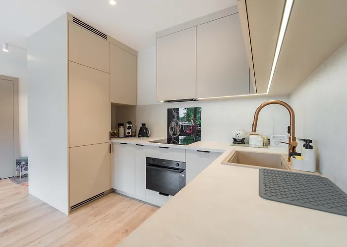 Na Lakach W Centrum Ustronia